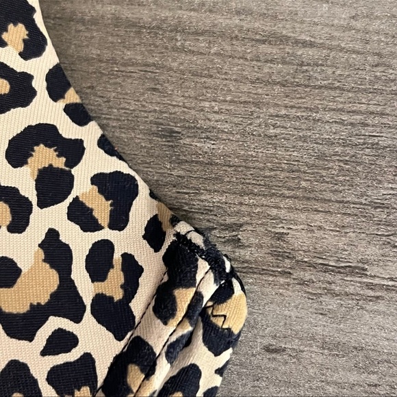 Victoria’s Secret PINK Animal Print TShirt Sweetheart Bra 34D - Picture 3 of 9